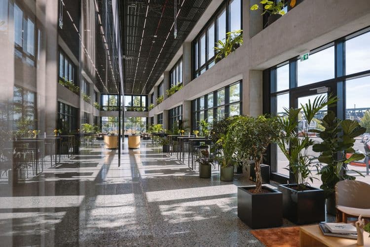 EDGE HafenCity – Sustainable Offices in Hamburg - Hamburg Meeting Room