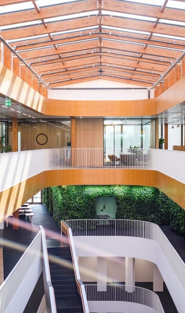 EDGE Olympic – Sustainable Coworking Amsterdam Zuid - Amsterdam Workspace
