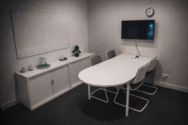 Office in 11 Gontardstrasse, Berlin Alexanderplatz - Image 1