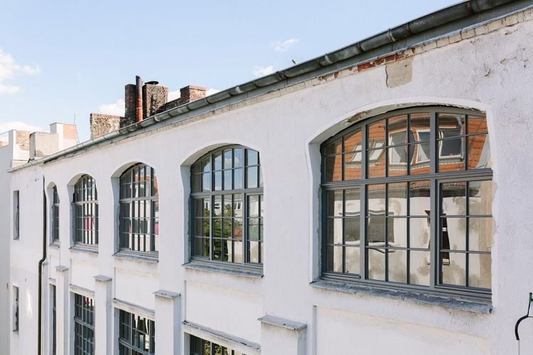 St. Oberholz Coworking Berlin Kreuzberg – Görlitzer Park - Image 1