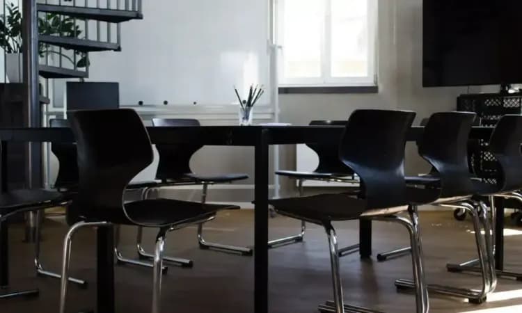 St. Oberholz Coworking Berlin Mitte – Zehdenicker Straße - Berlin Amenities